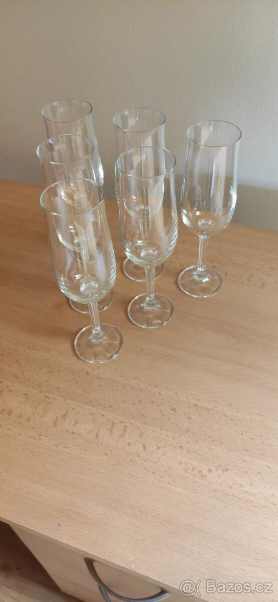 Skleničky na sekt - 2