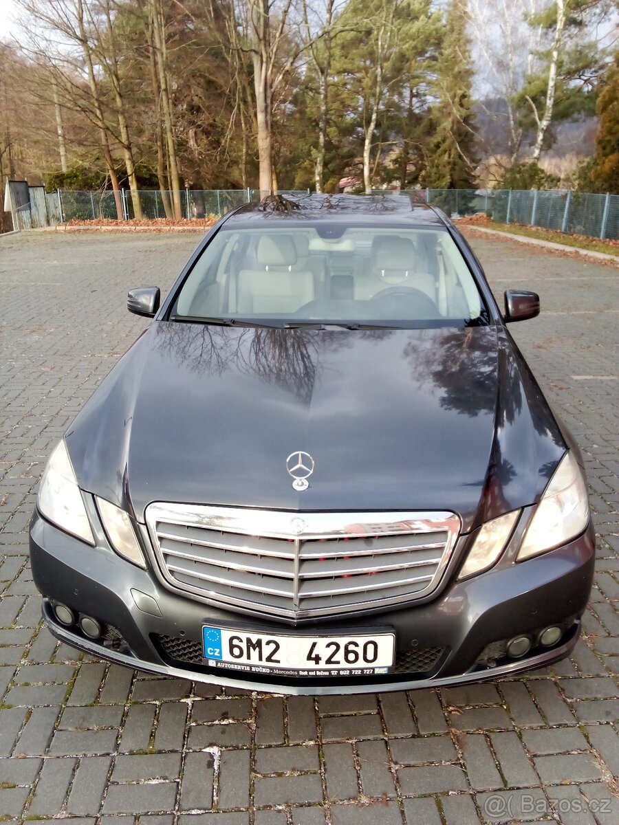 Mercedes Benz E 220D w212 - 2
