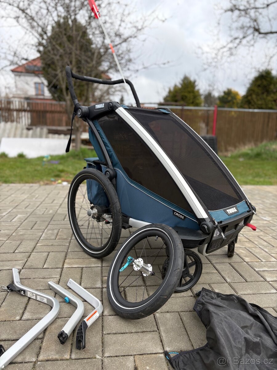 Thule Chariot Cross 1 - 2