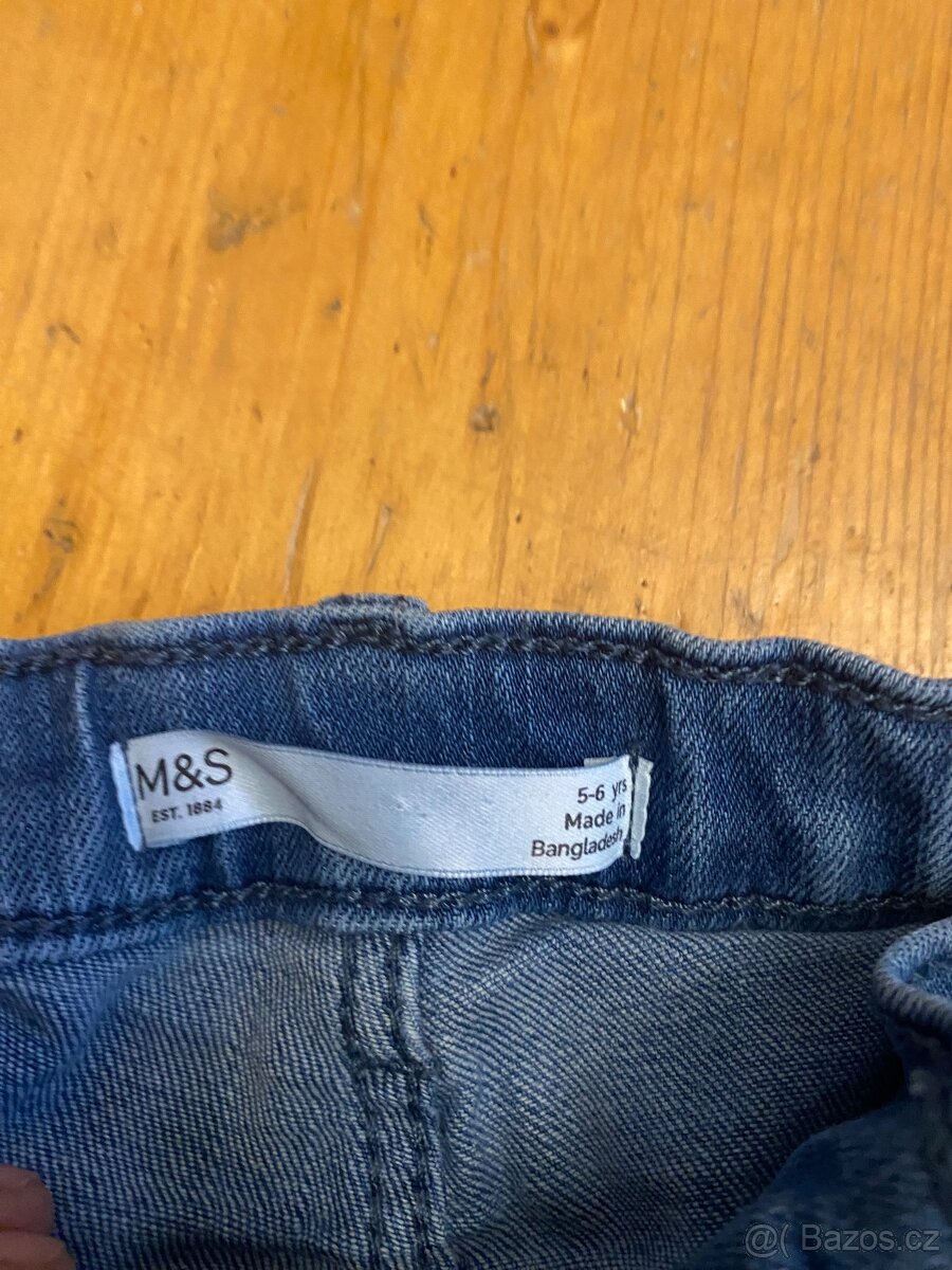 Krásné dětské džíny Marks Spencer - 2