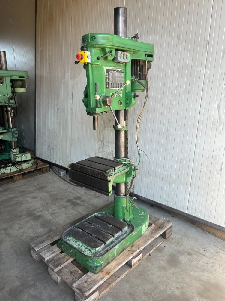 134. Sloupová vrtačka VS 20 - 2