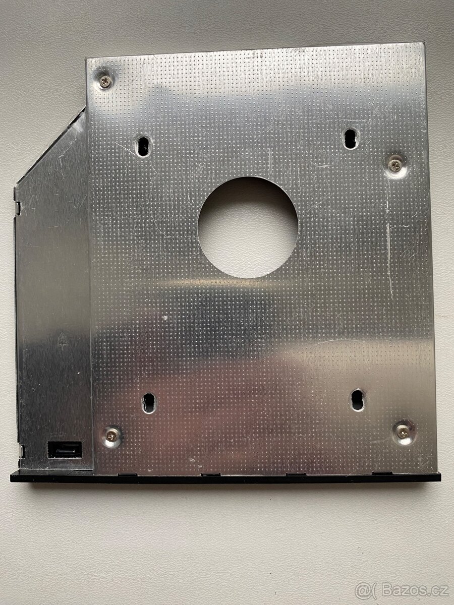 Rámeček nahrazující NTB mechaniku 5.25"->2.5" - 2