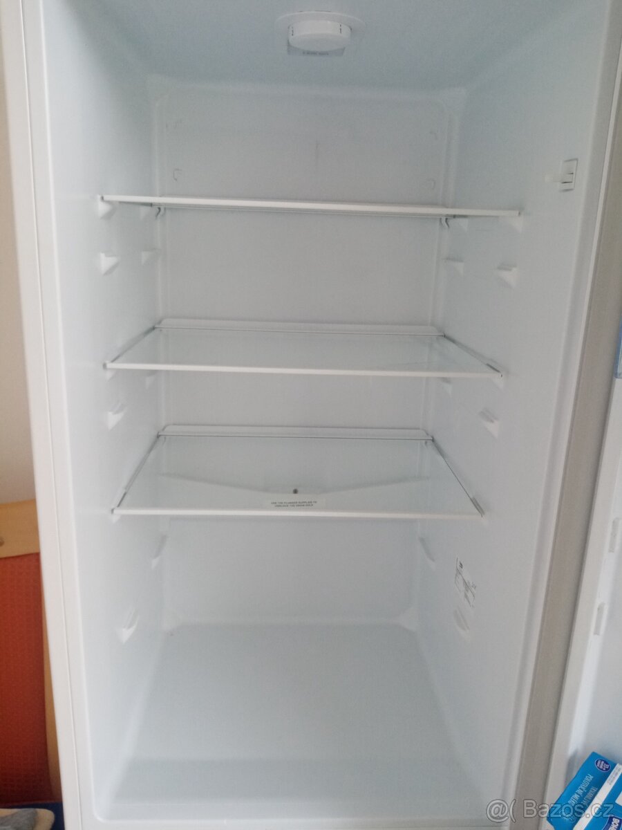 Lednice s mrazákem - 2