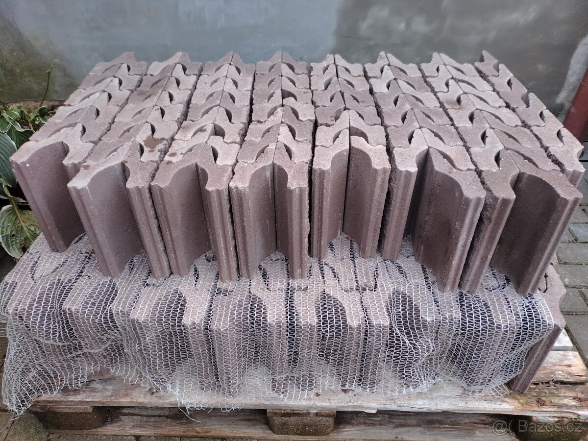 PRODÁM - lifebrick - obklad hnědý - 2