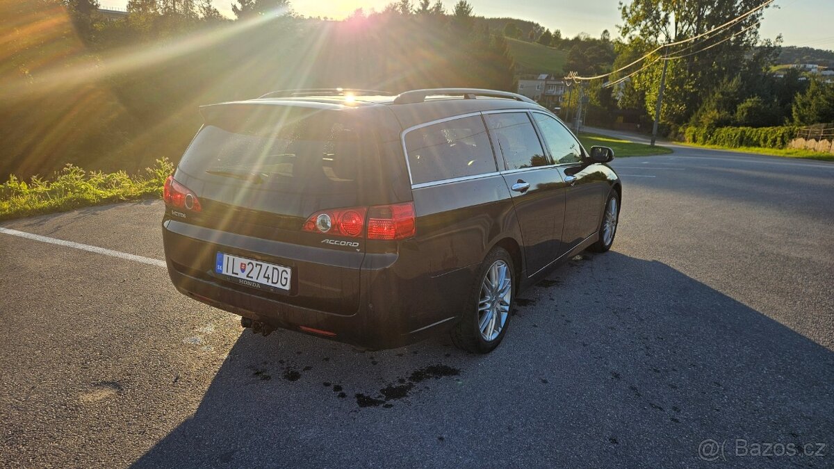 Honda Accord combi 2,2diesel - 2