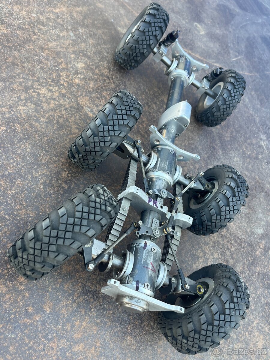 Model 1:10 Tatra 813 6x6 podvozek a rám - 2