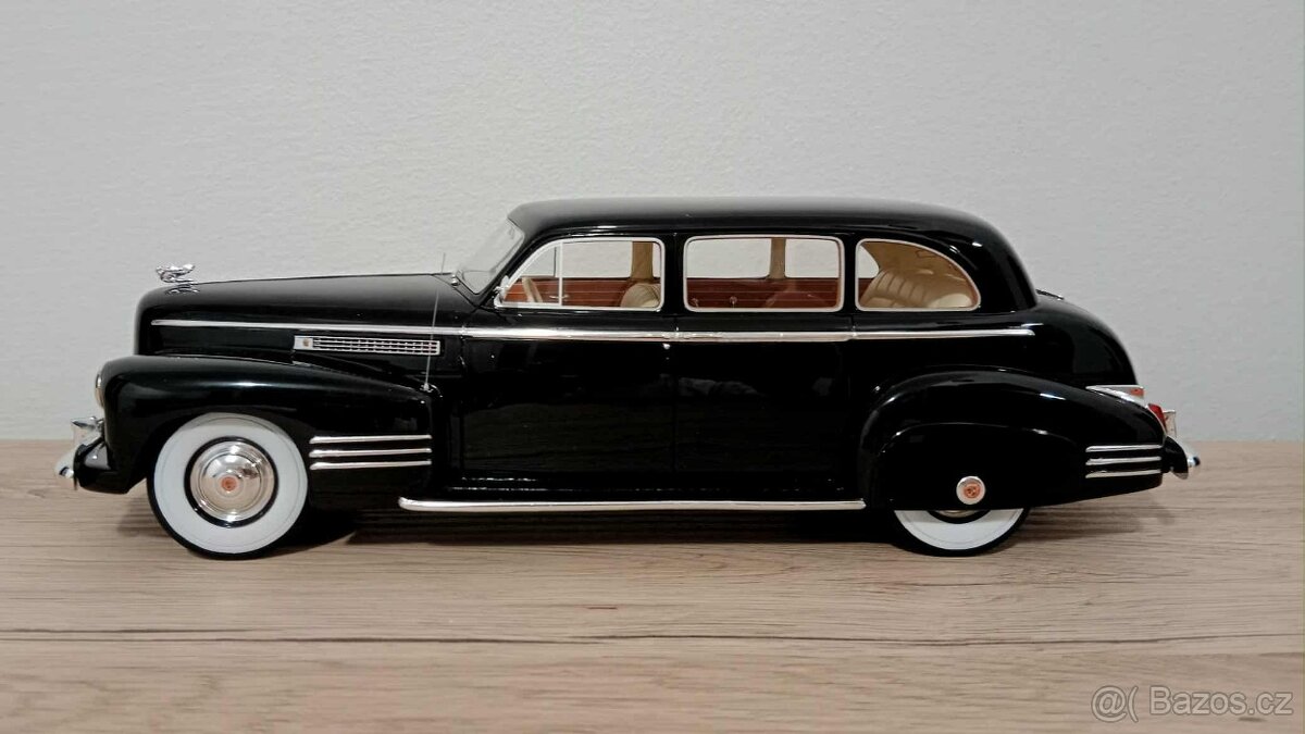 Cadillac Fleetwood 75 Touring (1941) - 1:18 - 2