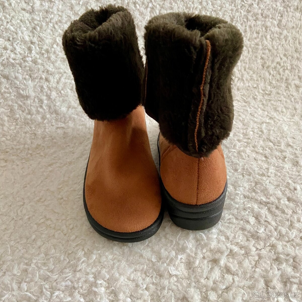 Nové dívčí dámské zimní kozačky vel. 35 - 2