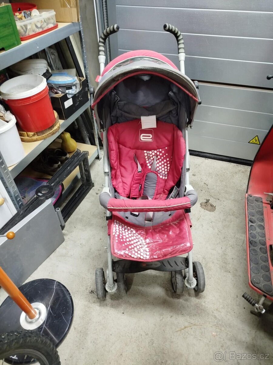 Kočárek - sporťák - 2