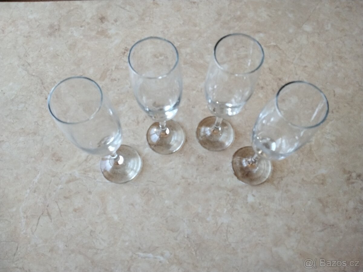 PRODÁM SKLENICE NA SEKT - 2
