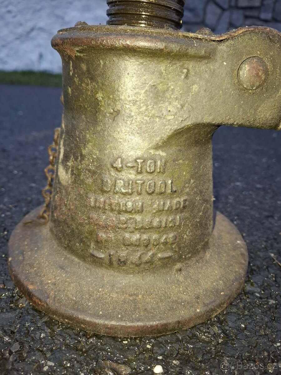 Hever panenka 1944 Britool - 2