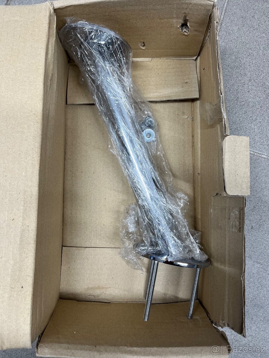 Konzola šikmá pod sklo - 2