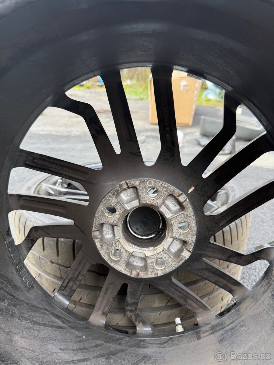 AUDI RS5/RS4 - ORIGINÁLNÍ SADA R20 - 2