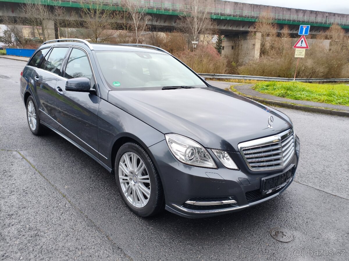 Mercedes-Benz E 300 CDI Combi Elegance 170Kw r.v.2012 - 2