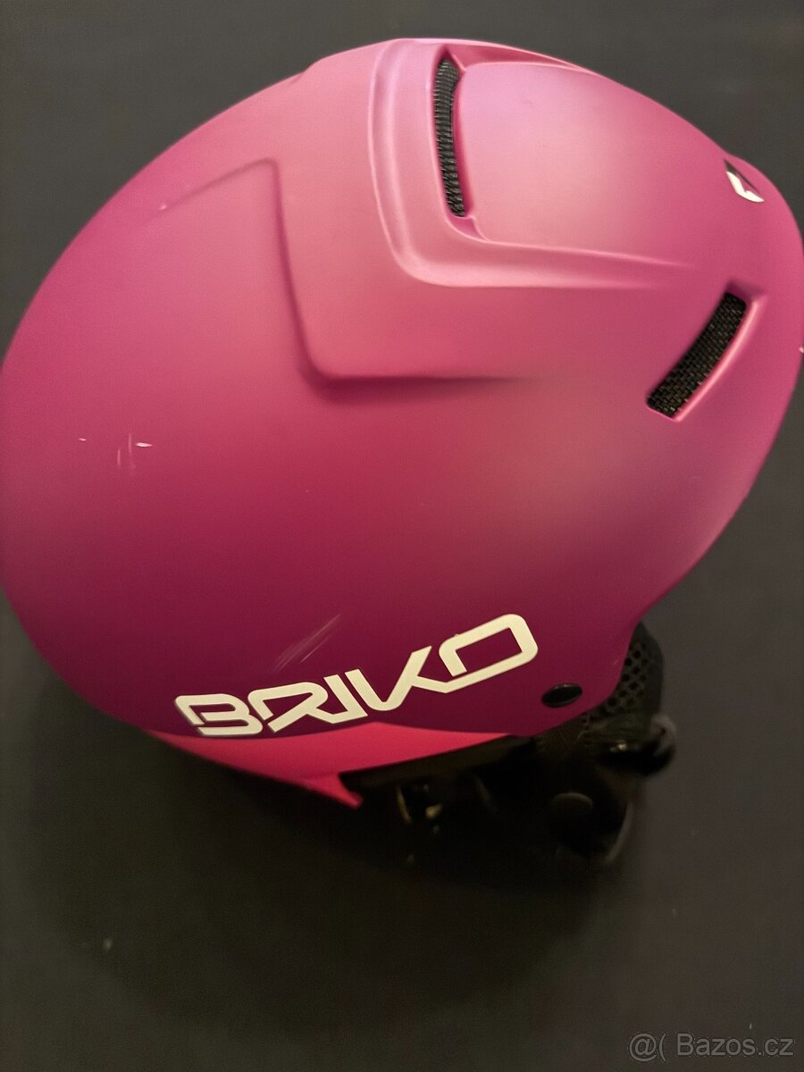 DĚTSKÁ LYŽAŘSKÁ PŘILBA BRIKO, VEL. S - 2