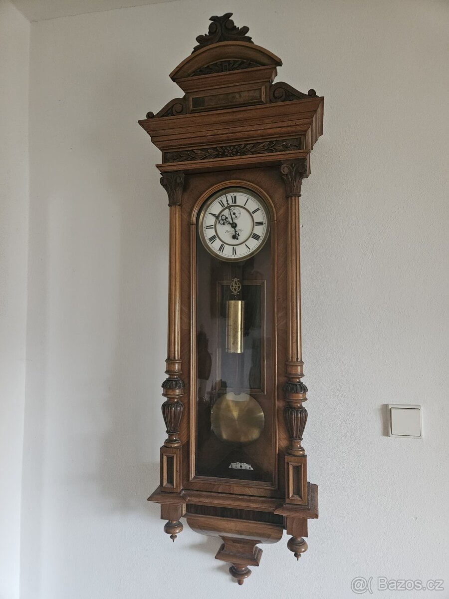 Pendlovky, měsíční chod - 2