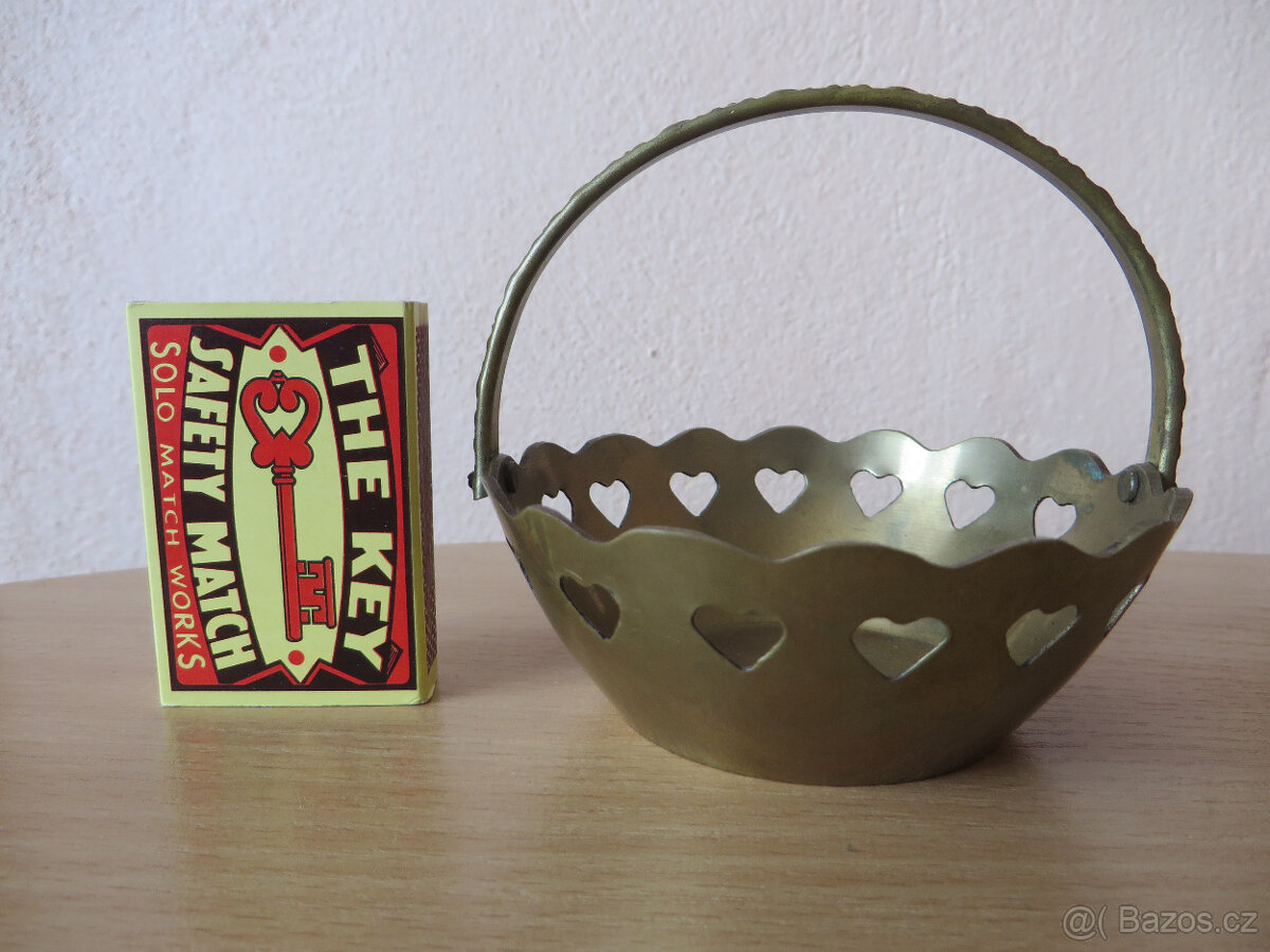 Mosazný košíček - 2