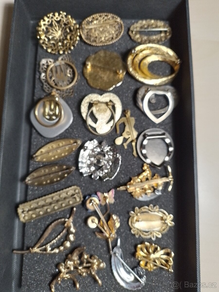 Různé staré brože - 2