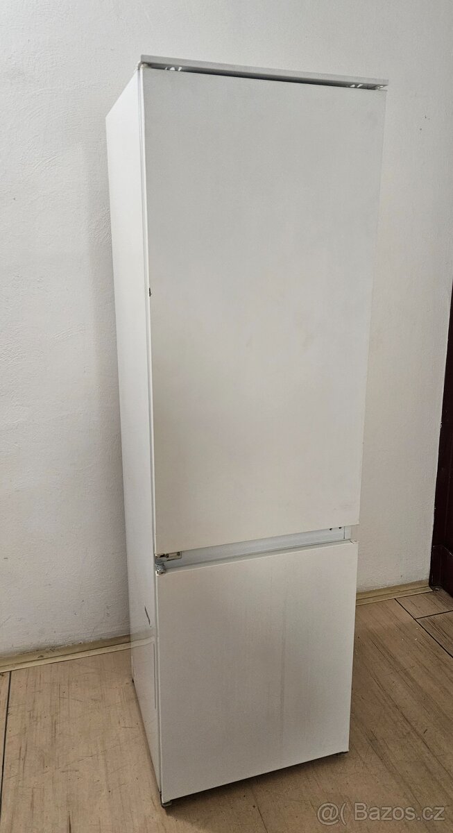 Vestavná lednice Electrolux - 2