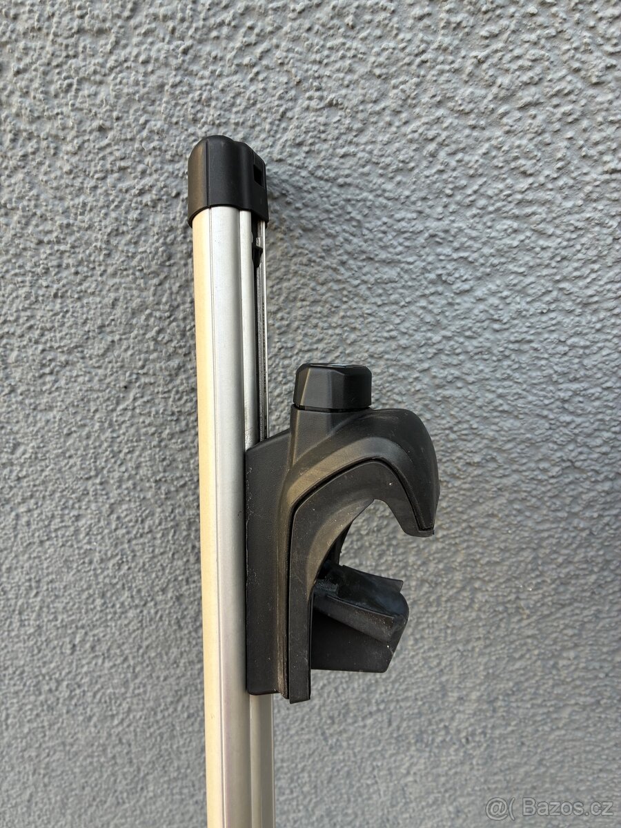 Střešní příčníky Thule - 2