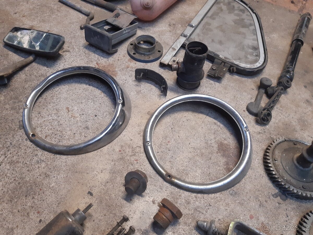 VW Brouk 1303-zbylé díly - 2