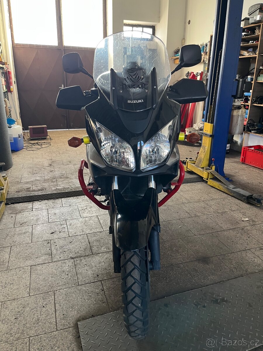 Suzuki WVB1 V-STROM 650 - 2