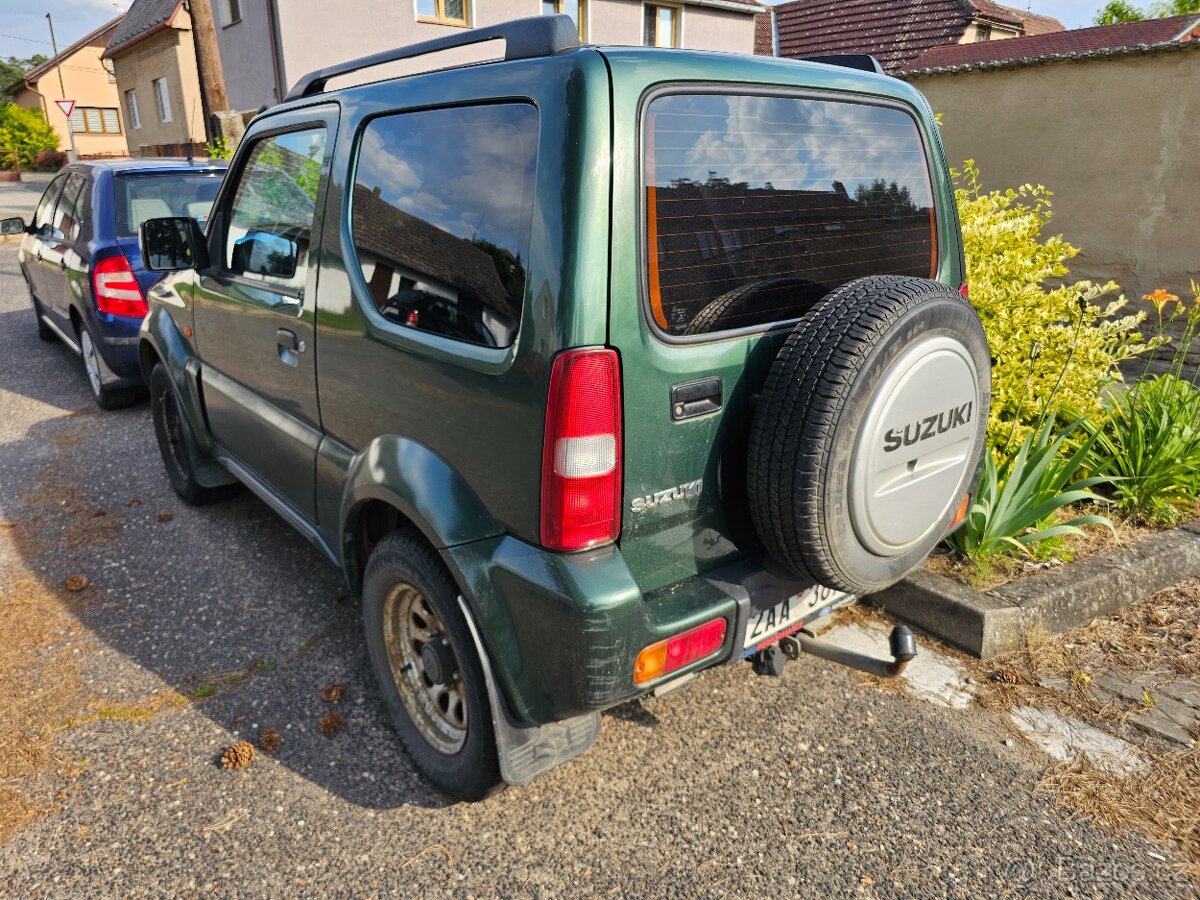 Suzuki Jimny 1.3 rok 2010 - 2