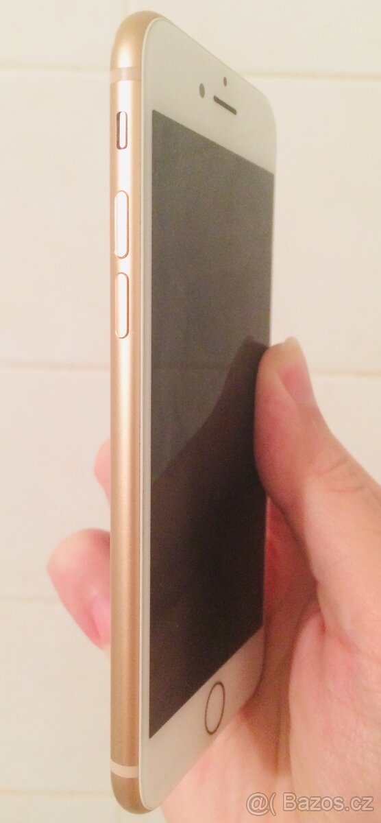 iPhone 6 64GB. Baterie : 95%. Plně funkční. - 2