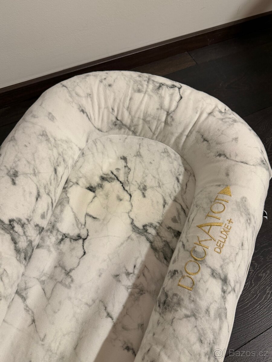 DockATot Deluxe+ hnizdečko pro déti - 2