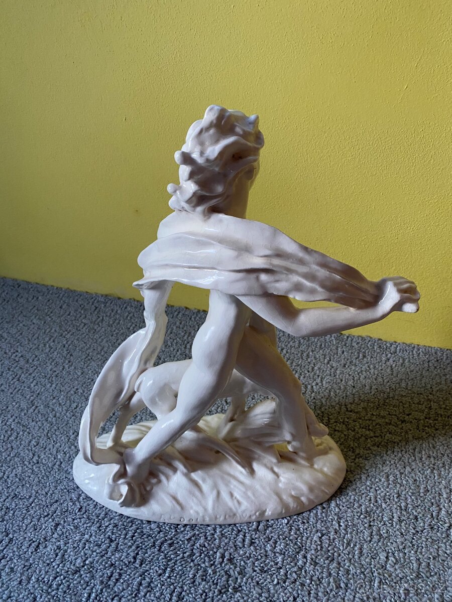 Soška Diana s laní - 2