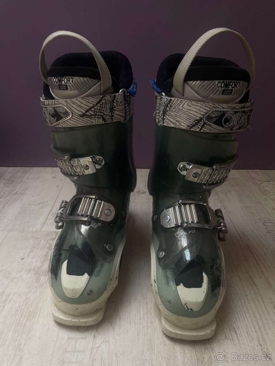 Přeskáče ATOMIC vel. 25,5 - 2