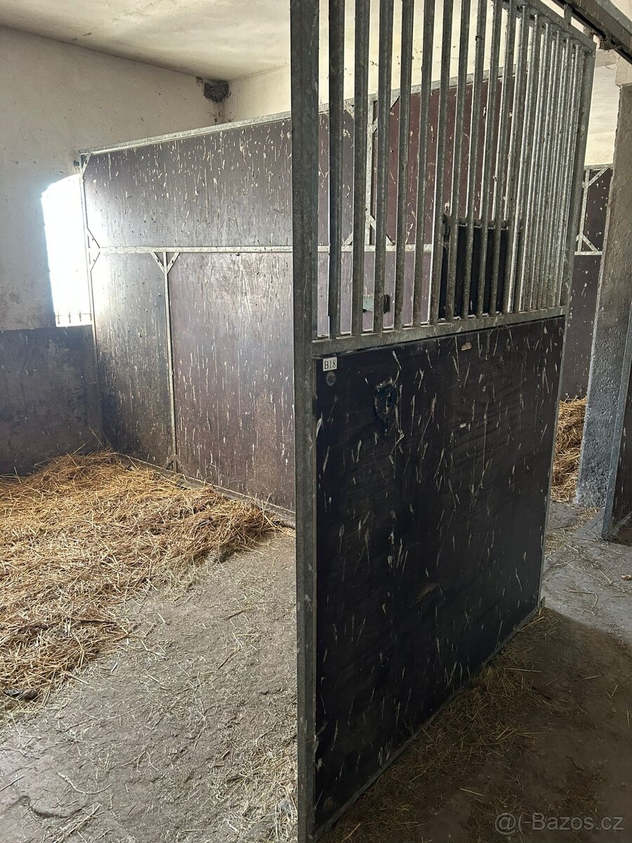 Vnitřní boxy pro koně - 2