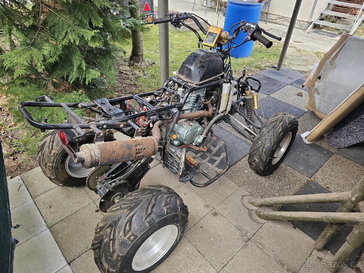 Čtyřkolka Bashan BS 200S-7 - 2