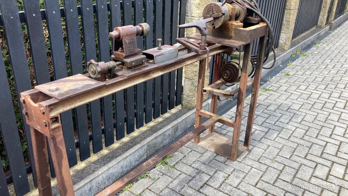 Soustruh na dřevo - 2