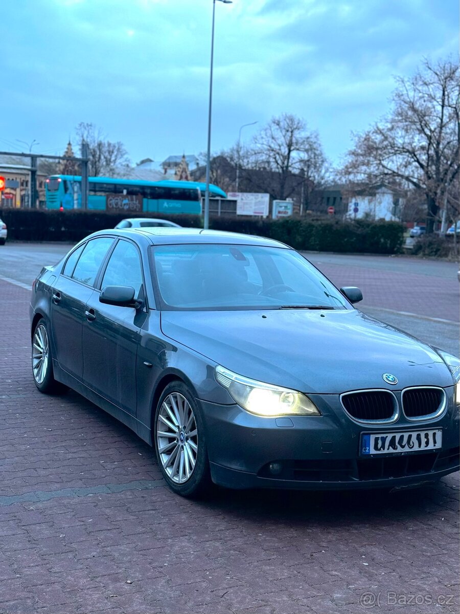 BMW e60 530i 170kw - 3.0 R6 TOP výbava - 2