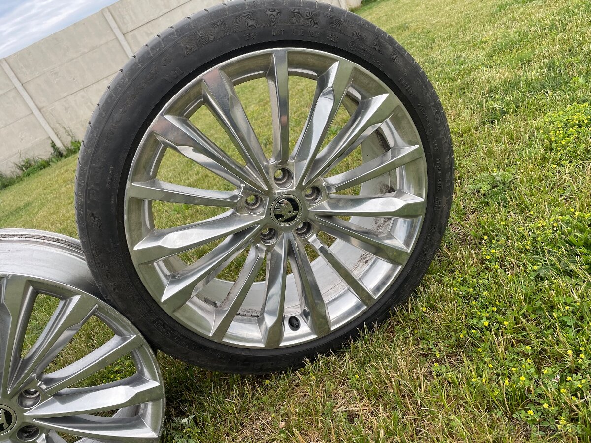 Leštěné alu Trinity/ Phoenix r19 Superb Passat - 2