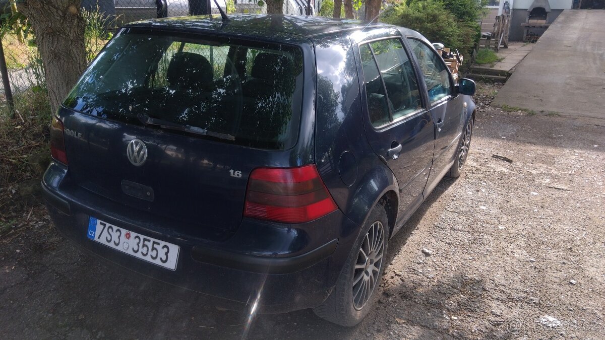 VW Golf 4 1.6 - 2