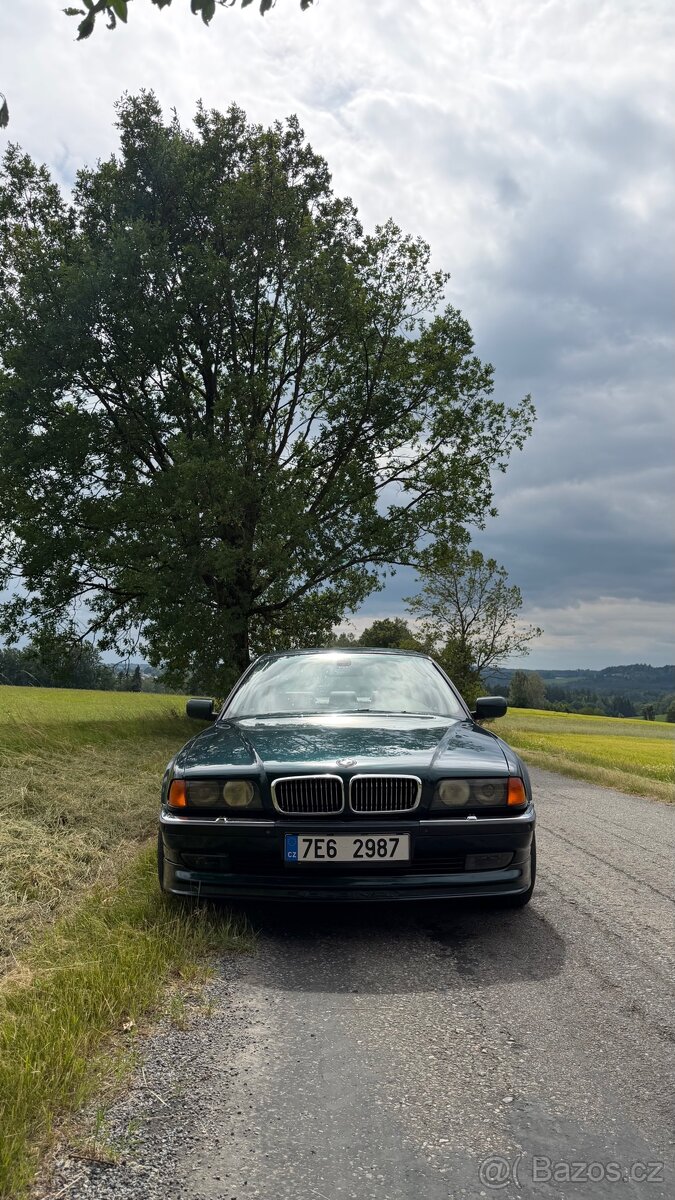 Bmw E38 735iA 173kw V8 - 2