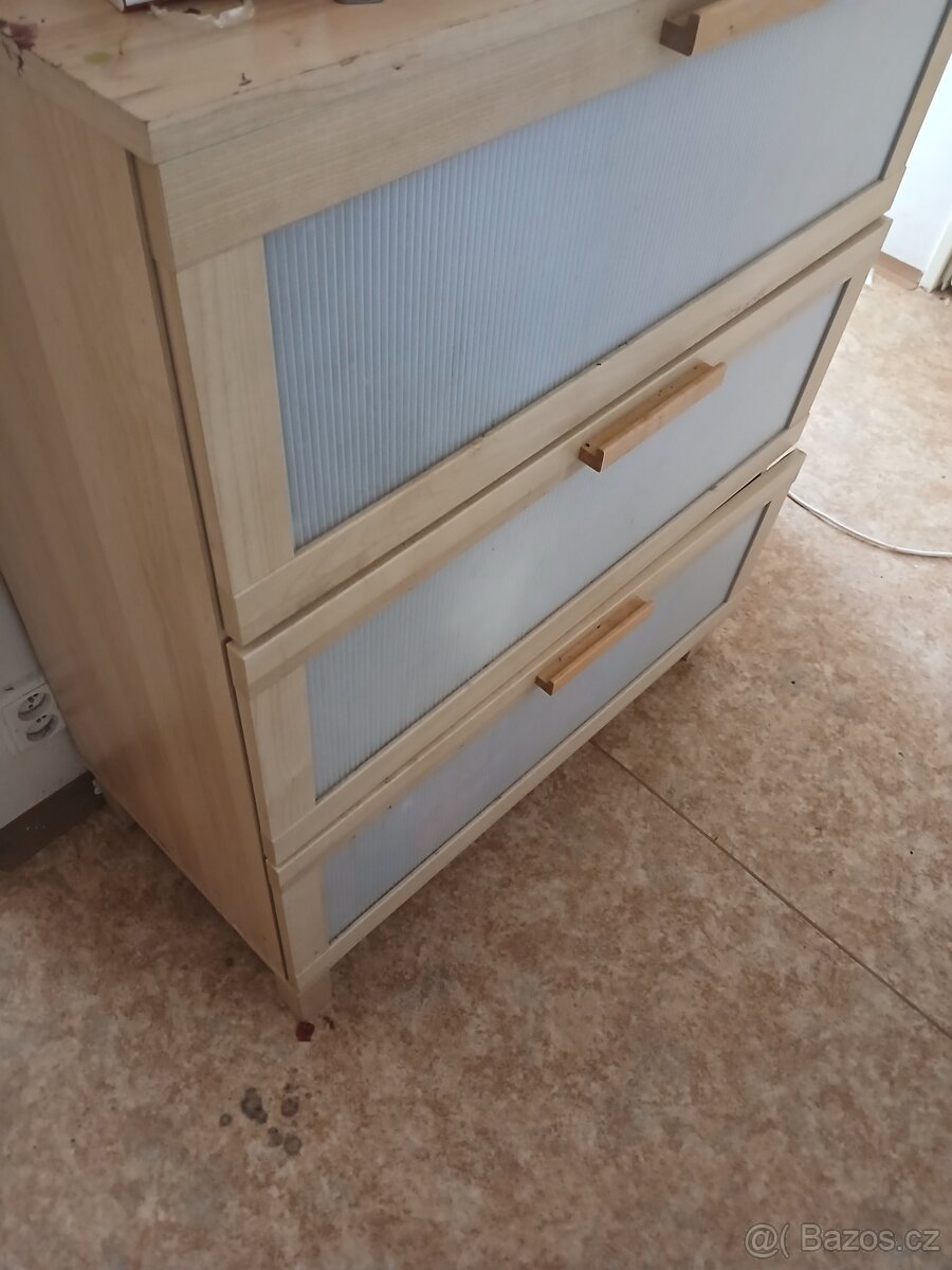 Prodám 2 komody - 2