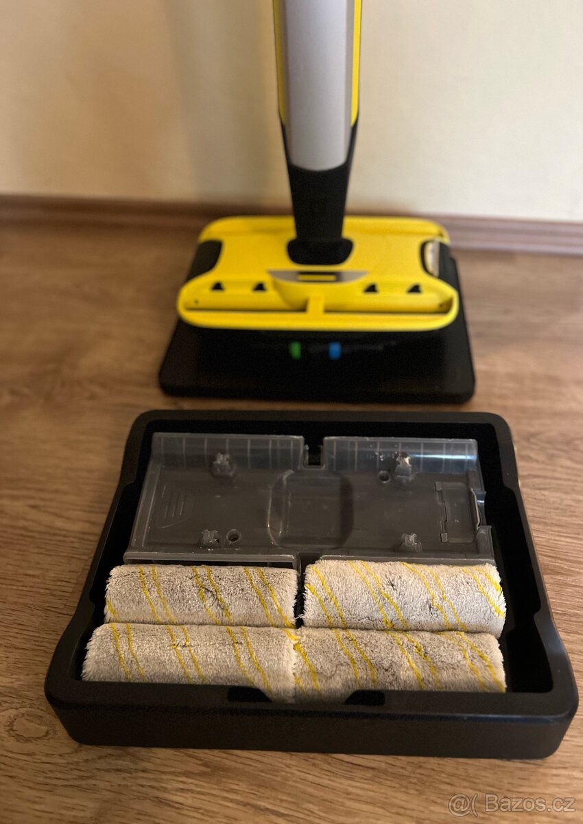 Kärcher podlahový čistič FC 7 - 2