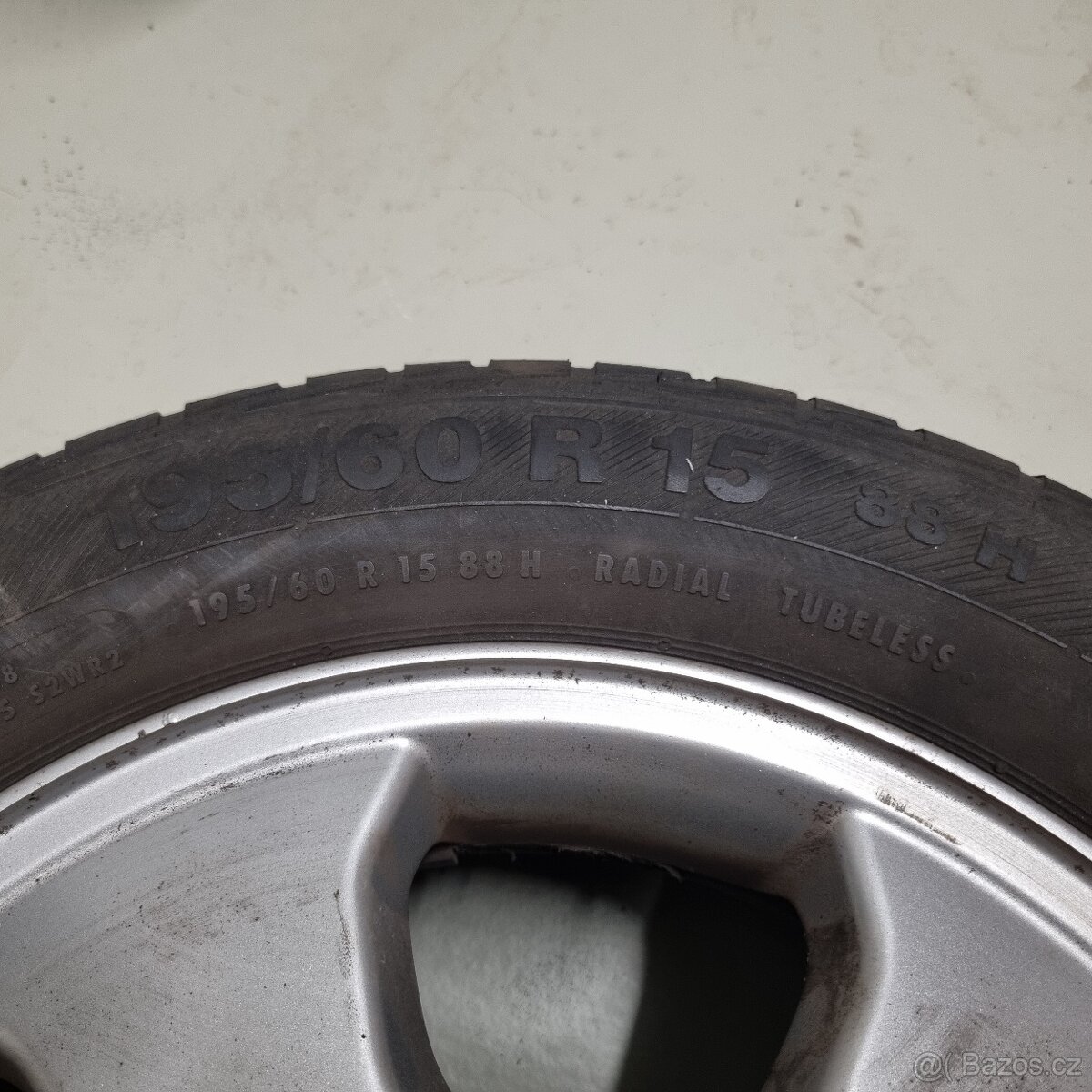 Alu disky Opel s letními pneumatikami - 2