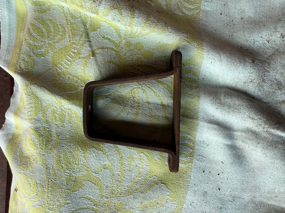 Jawa Speciál - držák nádrže - 2