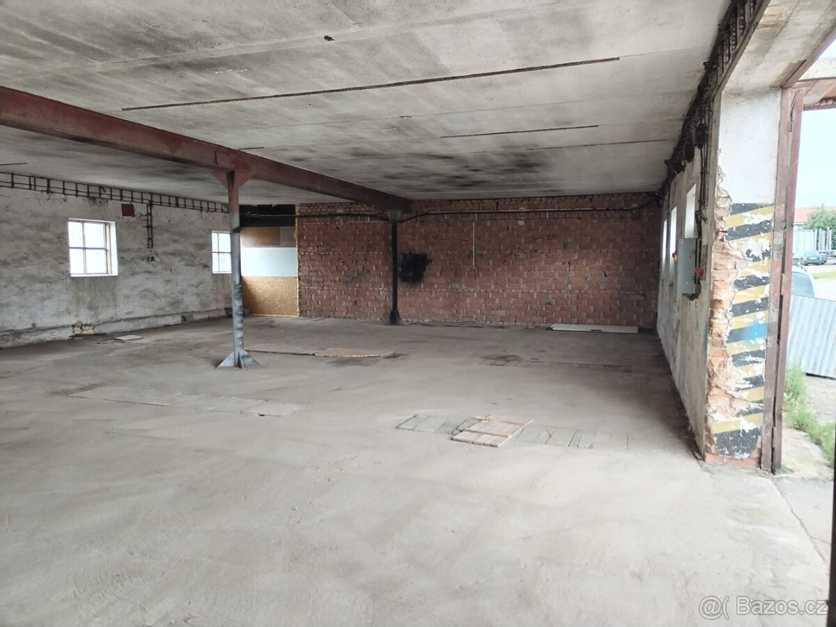 Pronájem skladu, výrobních prostor. Deblín - 2