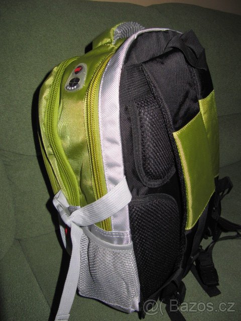 NOVÝ ŠKOLNÍ BATOH - 2