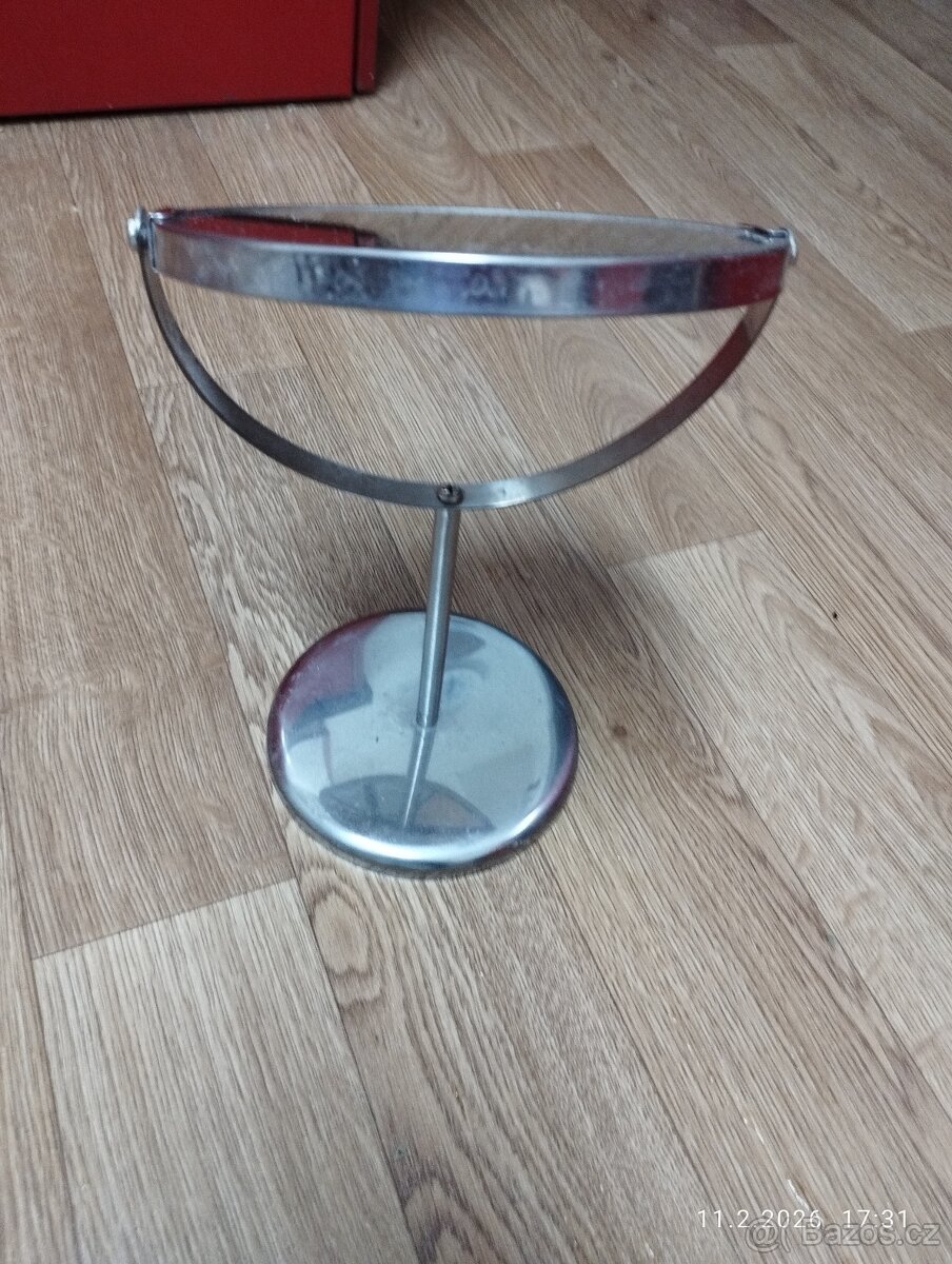 Kosmetické zrcadlo - 2