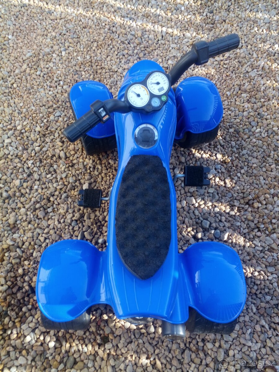 Šlapací čtyřkolka - 2