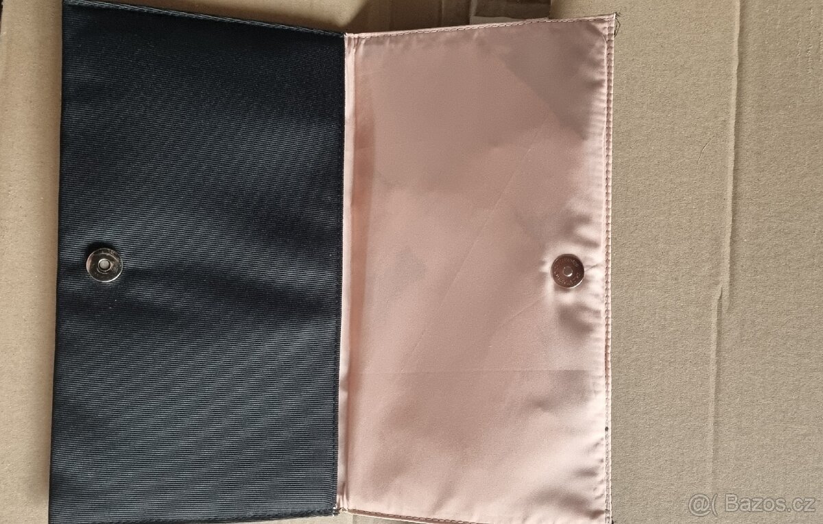 Nové černé psaníčko - 2