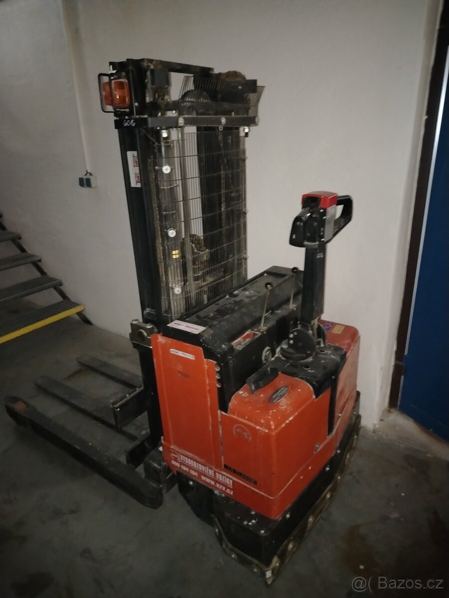 Vysokozdvižný paletový vozík - 2