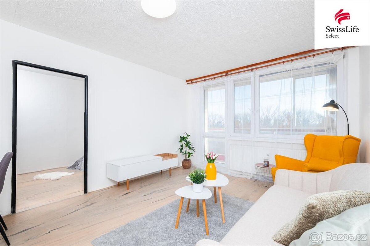 Prodej bytu 3+1 66 m2 Lidická, Pardubice - 2