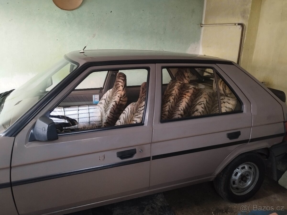 SKODA FAVORIT 1988 - 2